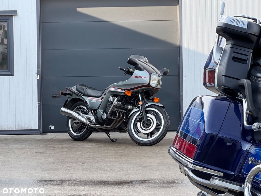Honda CBX - 25