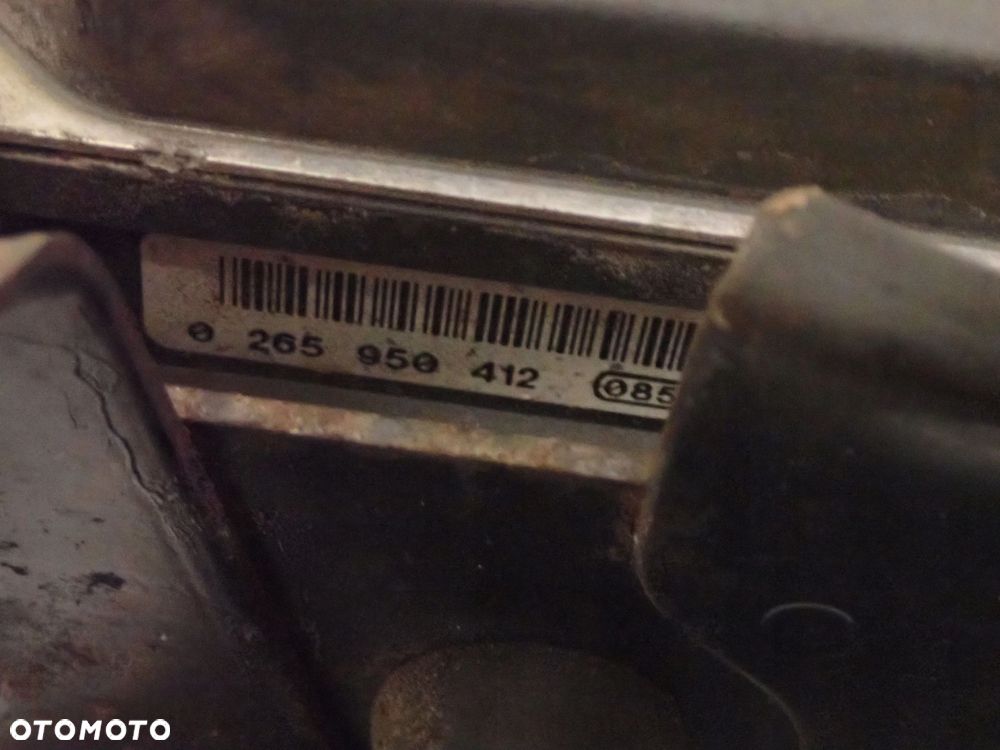 TOYOTA COROLLA VERSO 2.2 DIESEL 07-09 POMPA ABS - 8