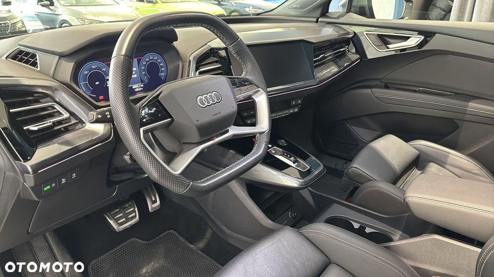 Audi Q4 e-tron - 10