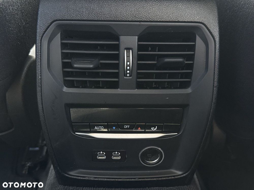BMW Seria 3 320d xDrive MHEV Advantage - 31