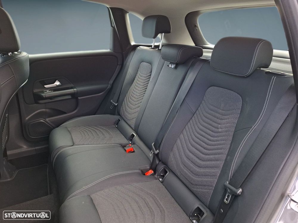 Mercedes-Benz B 250 e - 14