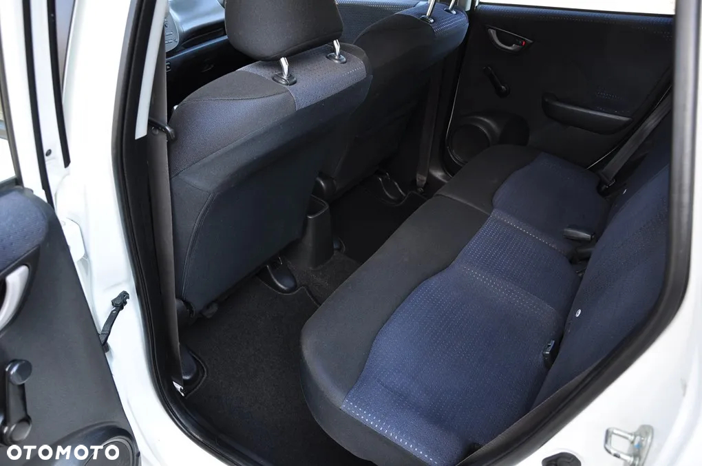 Honda Jazz 1.2 Base - 25