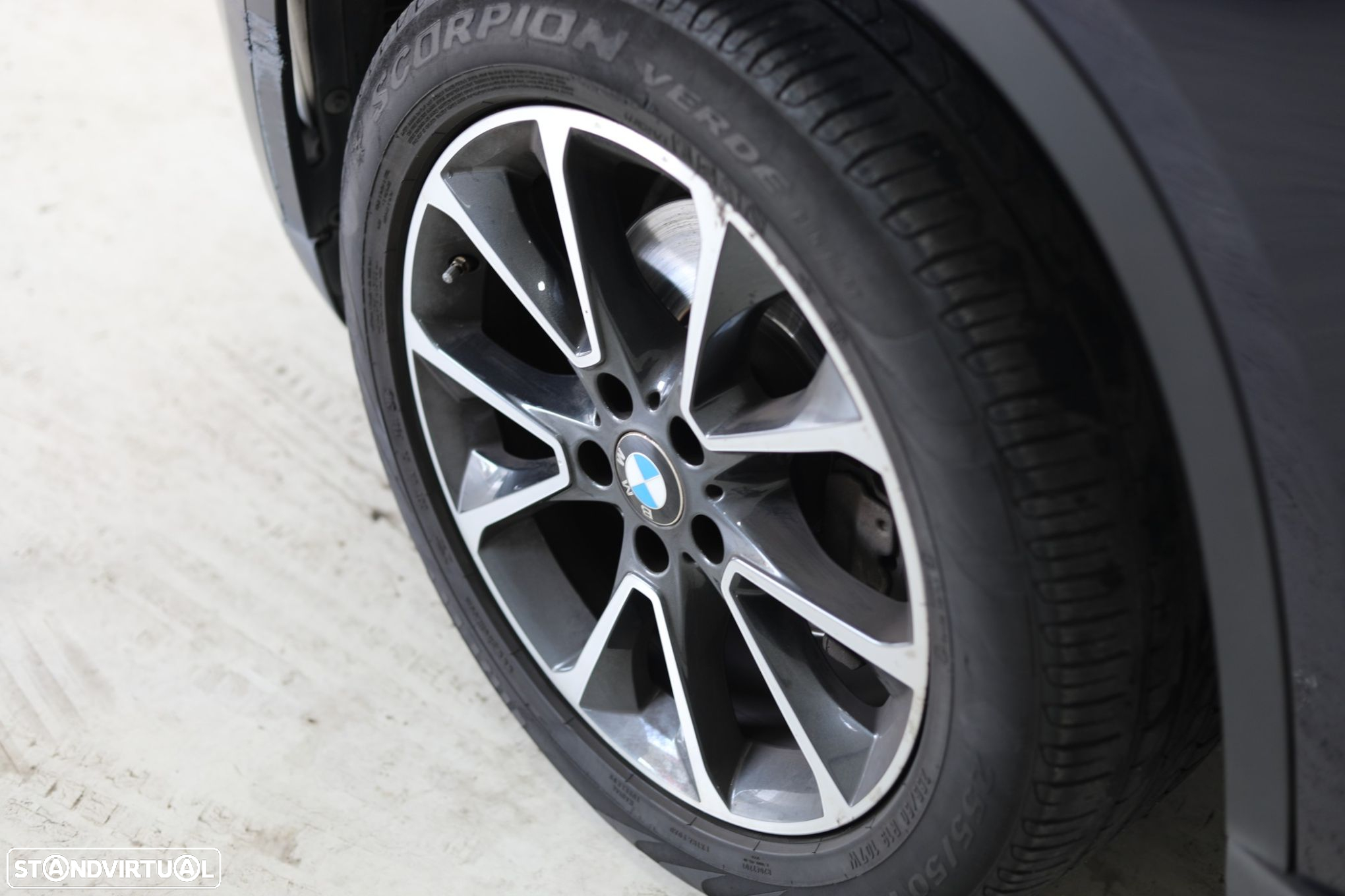 BMW X5 25 d sDrive Comfort 7L - 44