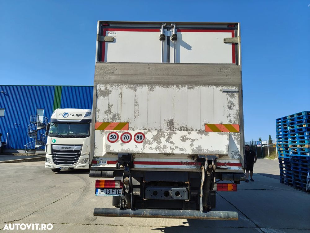 Mercedes-Benz Actros - 14