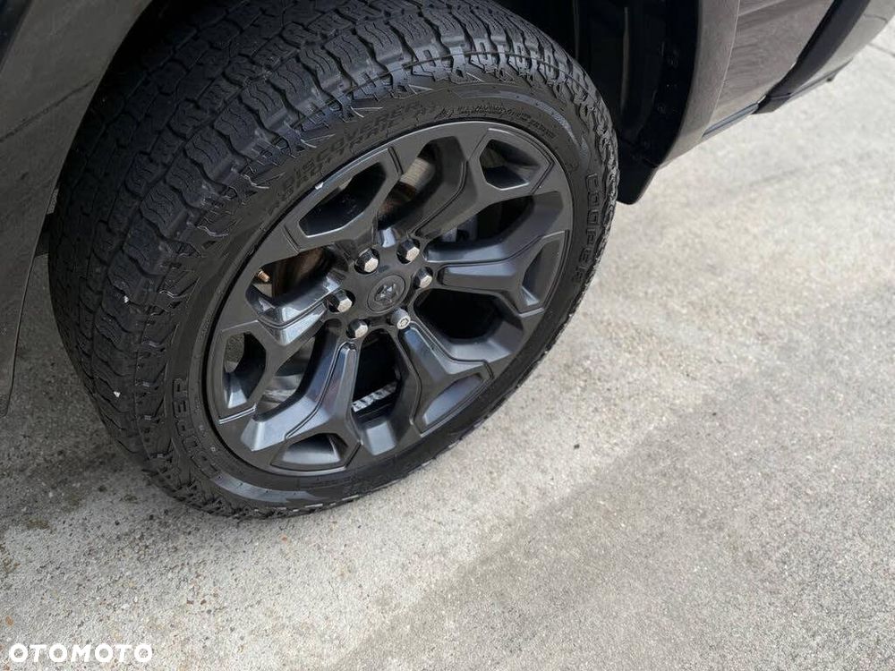 RAM 1500 5.7 Crew Cab Limited - 10
