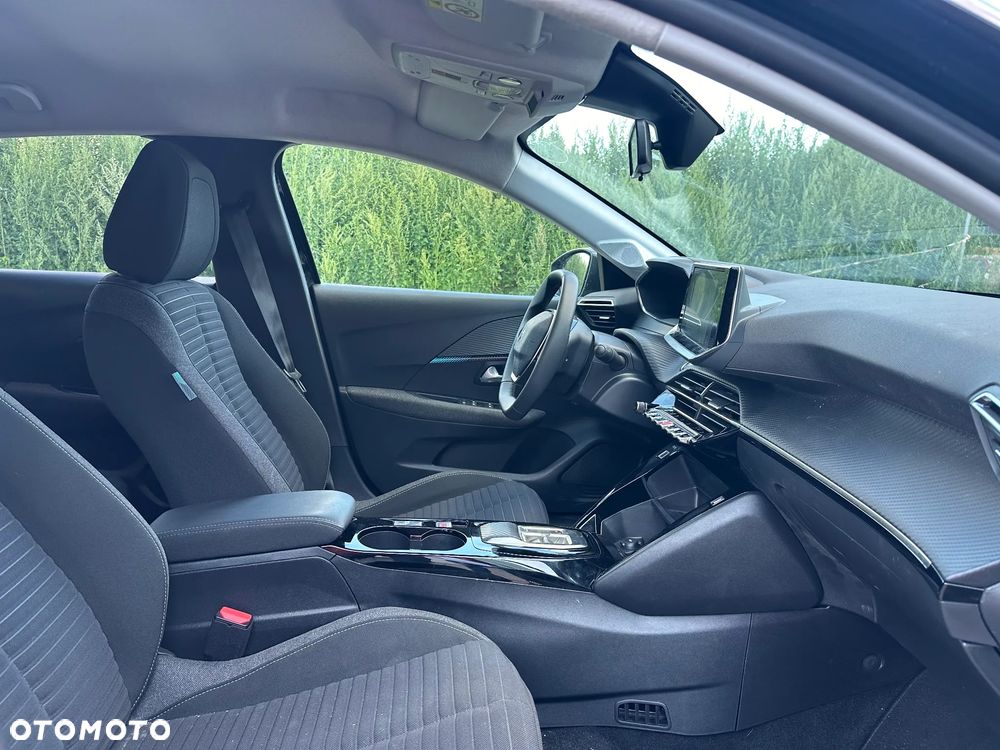 Peugeot 208 Elektromotor 136 E-Style - 16