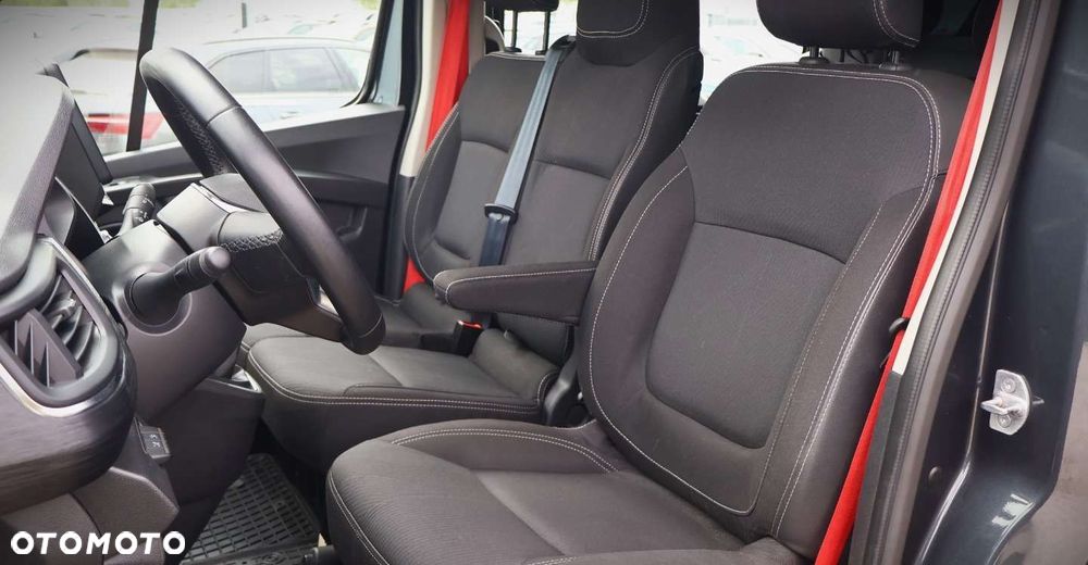 Renault Trafic - 14