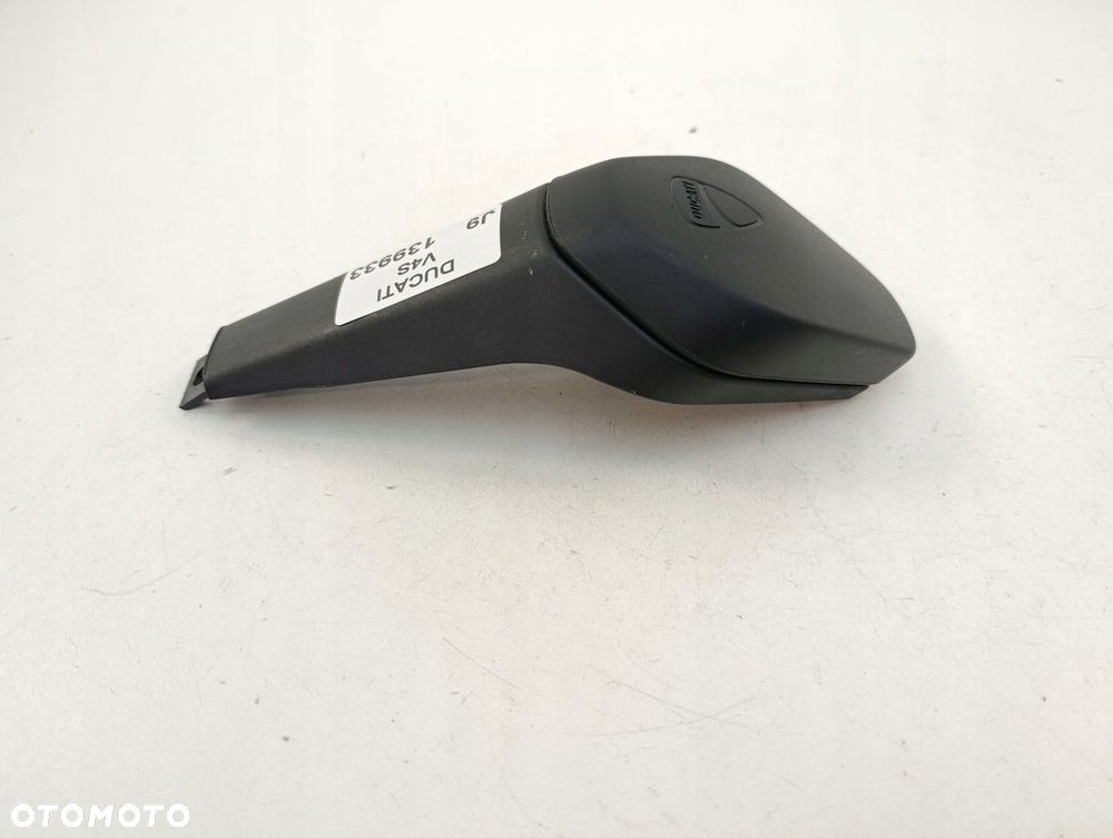 DUCATI V4S WYPEŁNIENIE NAKŁADKI ZAŚLEPKI KANAPY PASAŻERA - 4