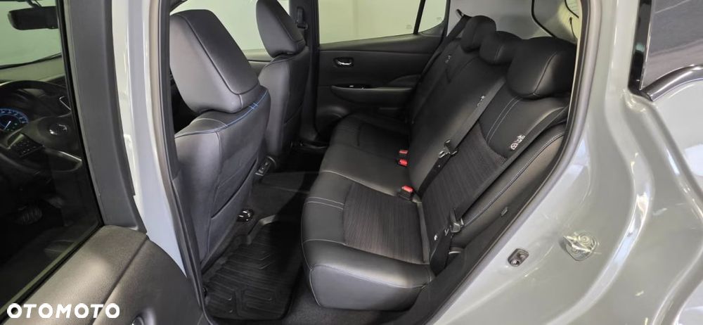 Nissan Leaf 62 kWh e+ N-Connecta - 17
