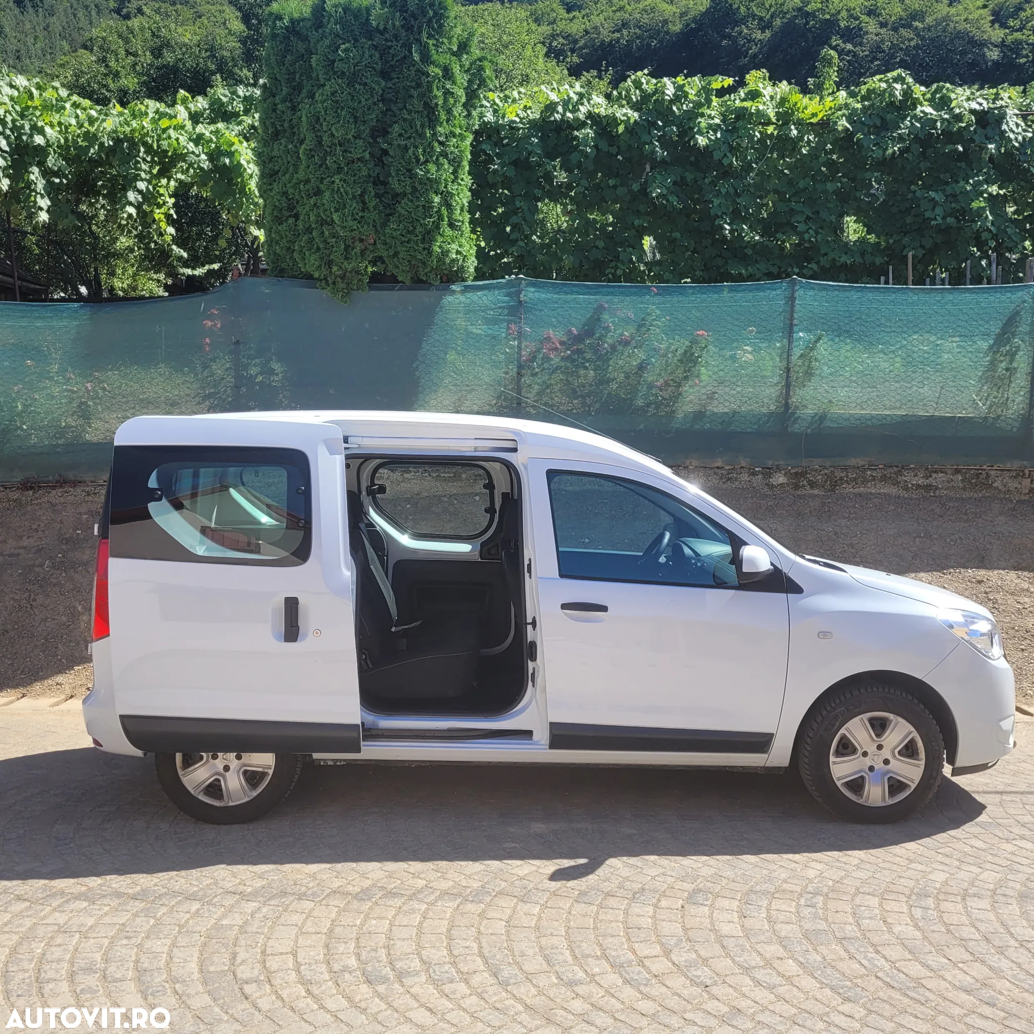 Dacia Dokker 1.6 102 CP Laureate - 3