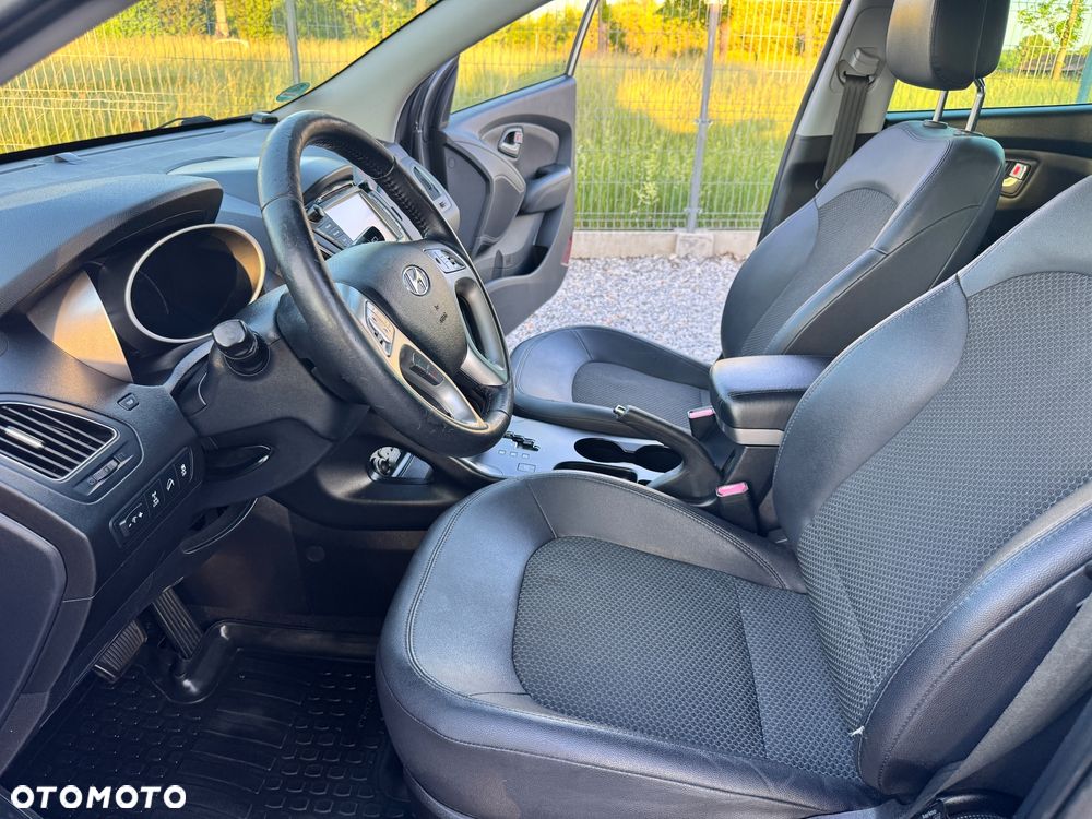 Hyundai ix35 2.0 CRDi 4WD Automatik Trend - 23