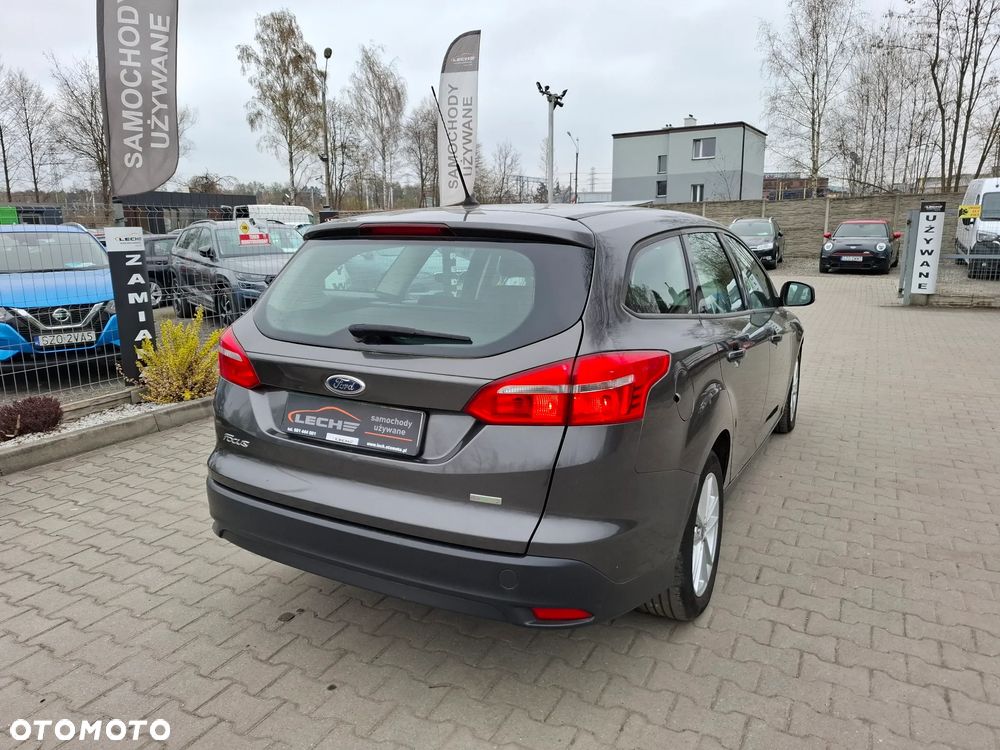 Ford Focus - 31