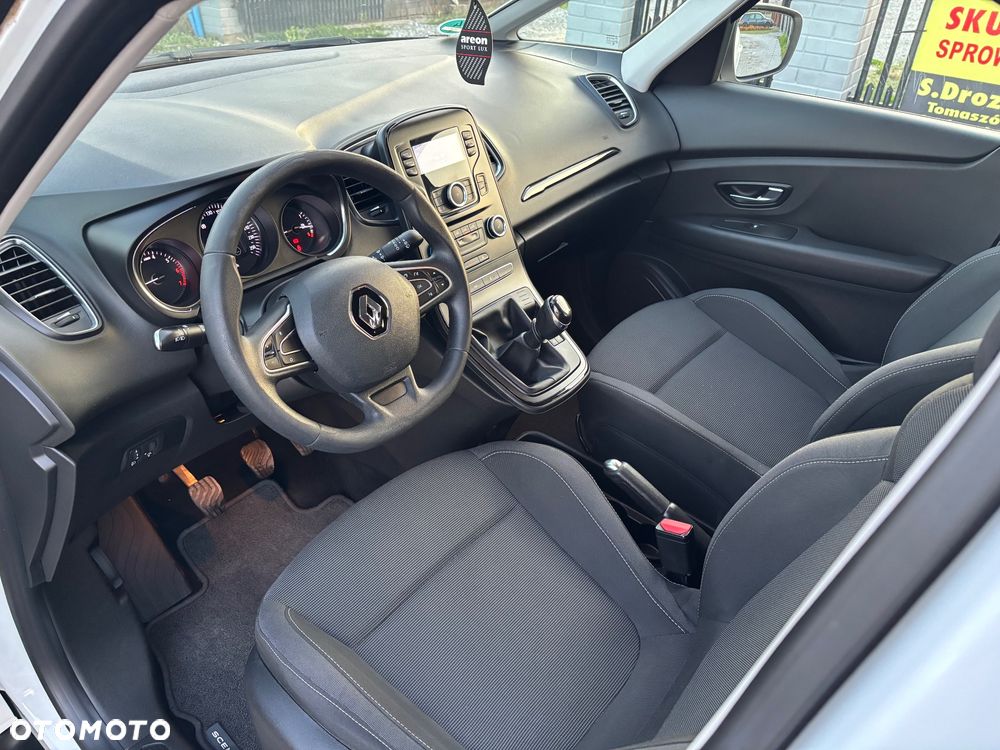 Renault Scenic - 7