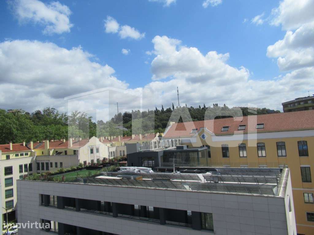 APARTAMENTO T3 - Excelente localização no centro da cidade - Grande imagem: 2/25