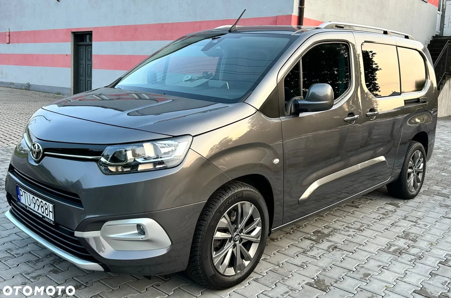 Toyota Proace City 1.5 D-4D Long 2,4t Active (bryg.) - 9