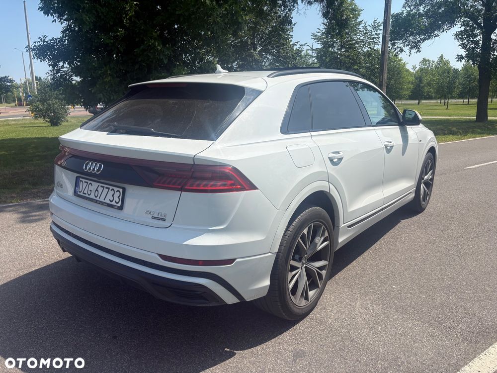 Audi Q8 50 TDI mHEV Quattro Tiptronic - 4