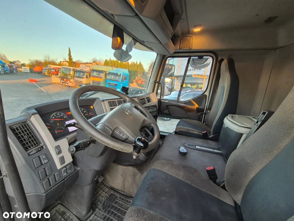Volvo FL 240 4X2 / 18 EP / CHŁODNIA / SKAB / MITSUBISHI / 2 KOMORY / MOŻLIWOŚĆ USUNIĘCIA ŚCIANEK / 1 WŁ / NIE PICOWANY / OKAZJA! / MODEL 2017 / EURO 6 - 26