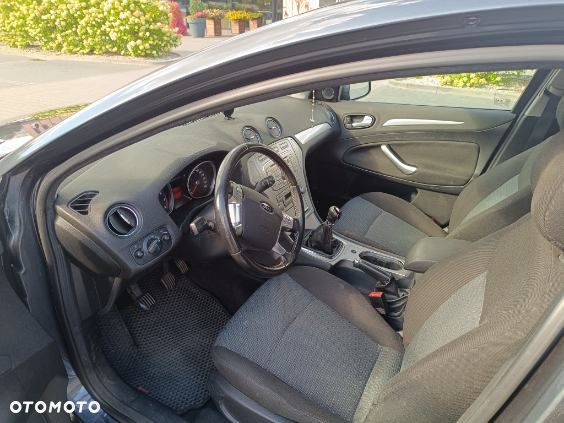 Ford Mondeo 2.0 Silver X - 6
