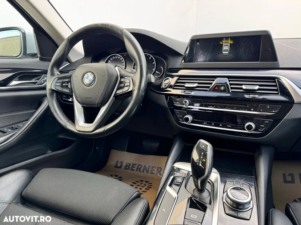 BMW Seria 5 520d xDrive AT - 20
