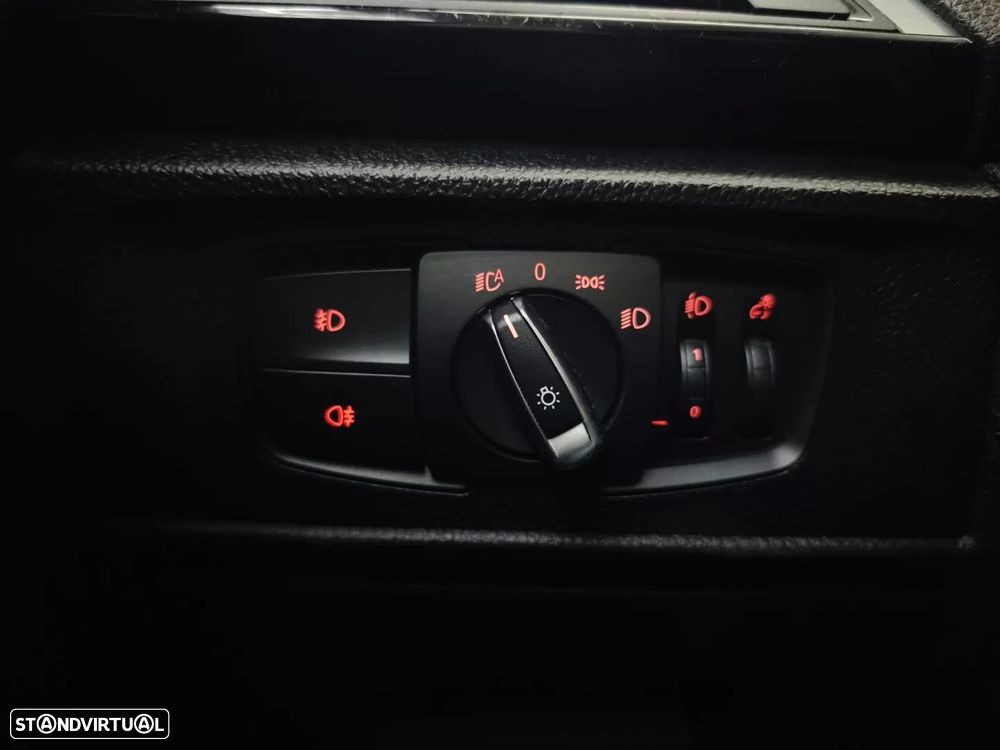 BMW 116 d Sport Line - 27