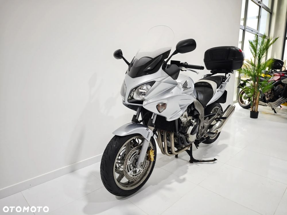 Honda CBF - 3