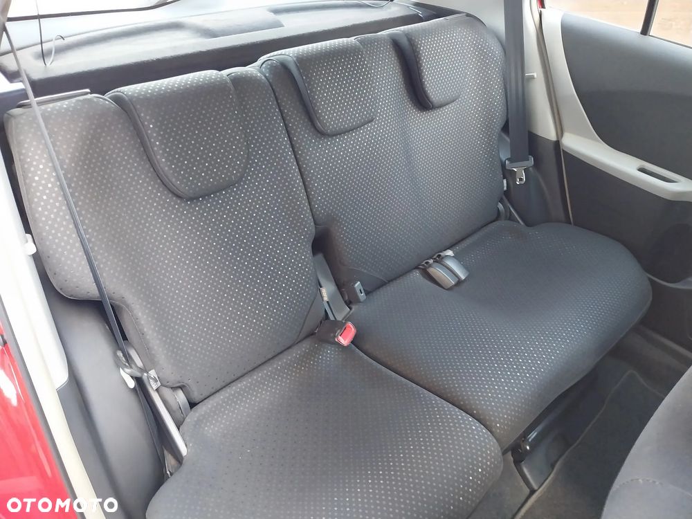 Toyota Yaris 1.0 Terra - 8