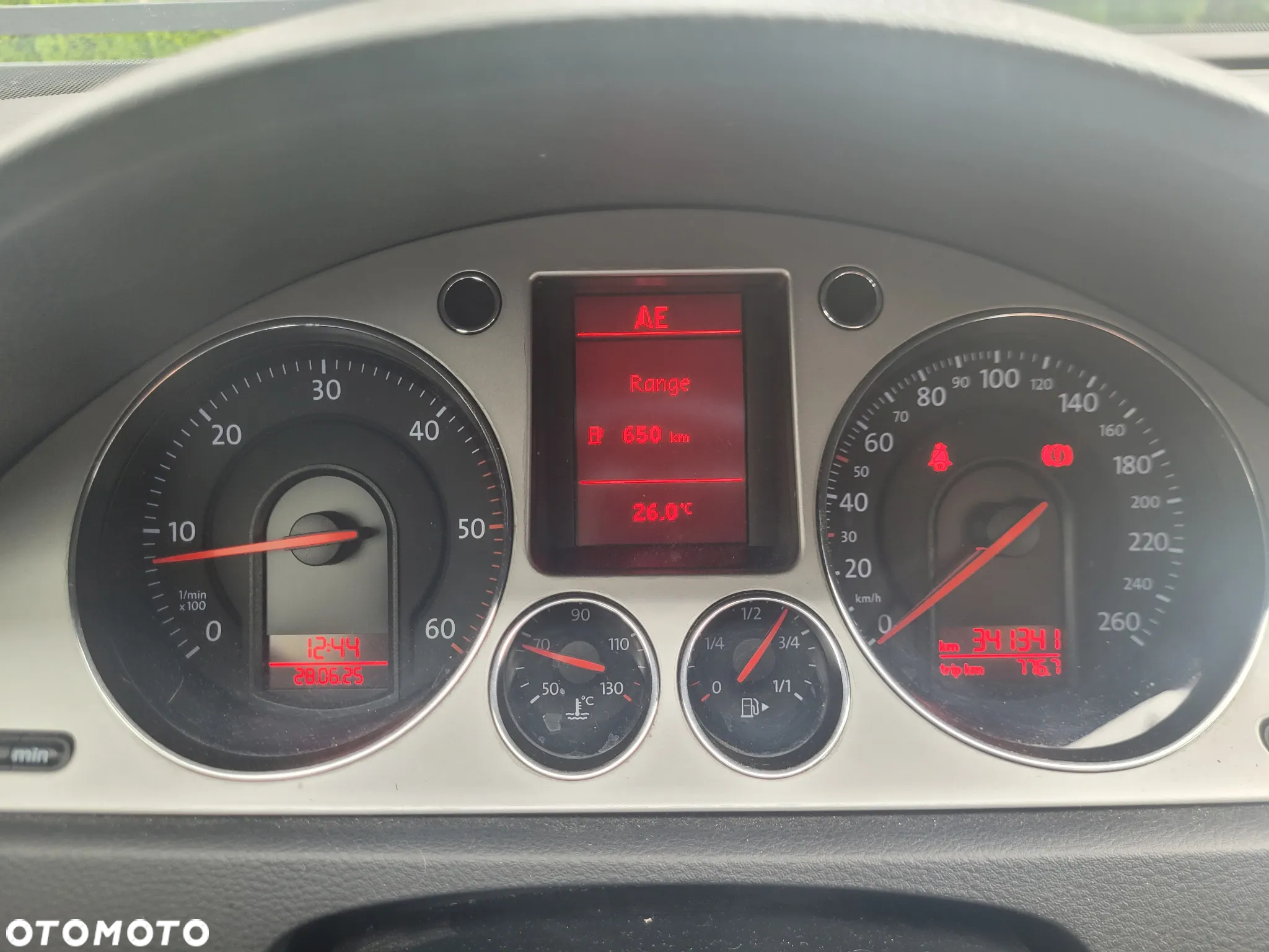Volkswagen Passat 2.0 TDI Comfortline - 11