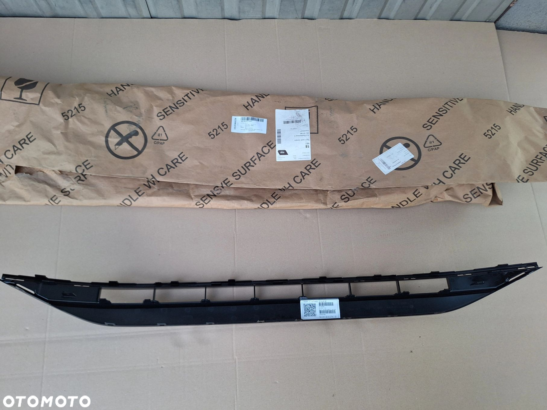 VW TIGUAN II LIFT 20- IDEAŁ! ORYGINAŁ NOWA KRATKA ŚRODKOWA W ZDERZAK PRZÓD 5NA853677N WYSYŁKA 24H - 6