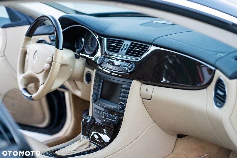 Mercedes-Benz CLS 500 7G-TRONIC - 20