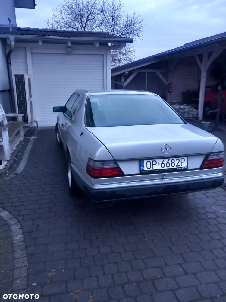 Mercedes-Benz W124 (1984-1993) - 4