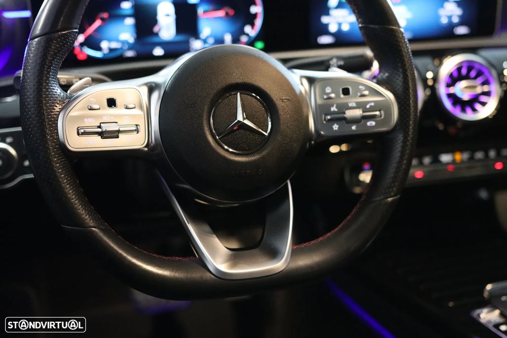 Mercedes-Benz A 180 d 7G-DCT AMG Line - 12