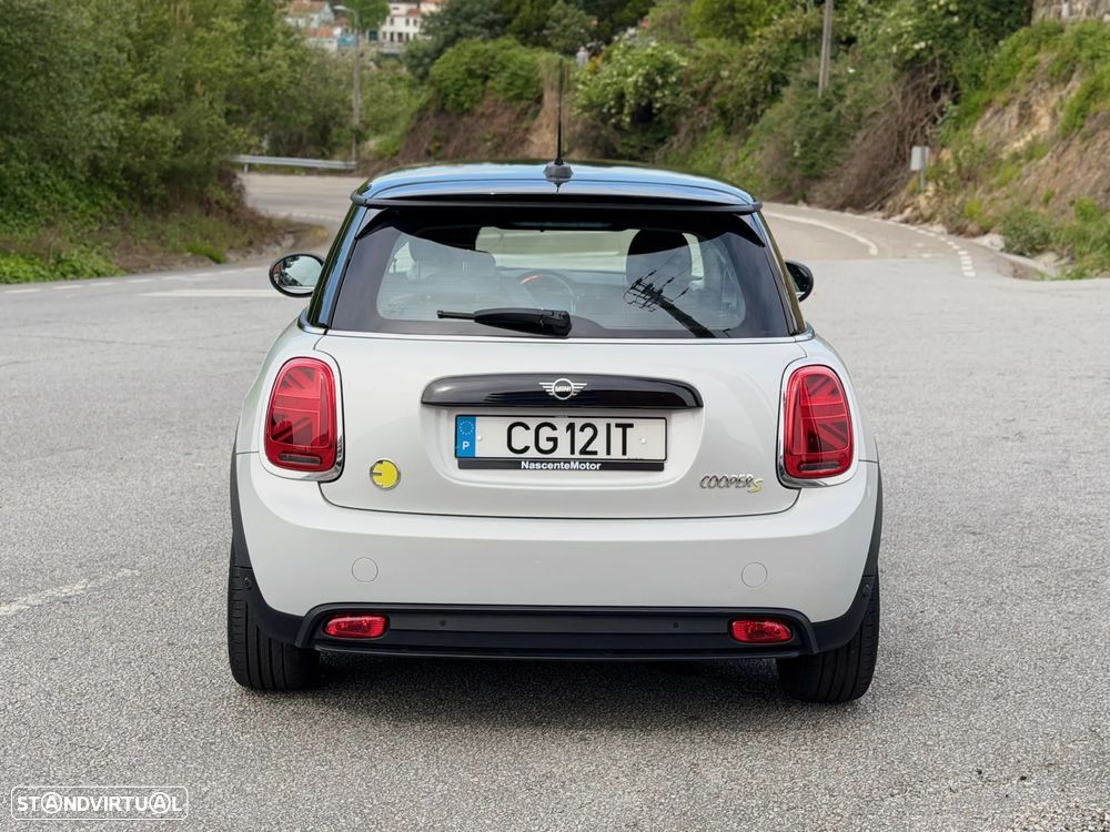 MINI 3 Portas Cooper SE Premium Essential - 12