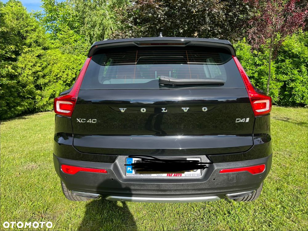 Volvo XC 40 D4 AWD Geartronic Inscription - 9