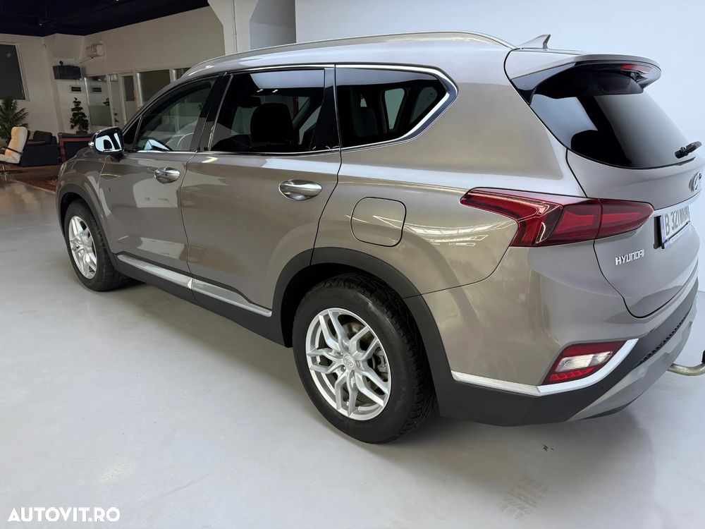 Hyundai Santa Fe 2.2 CRDi 4WD 8AT Luxury - 12