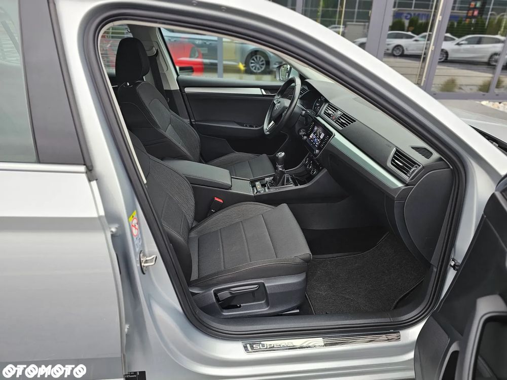 Skoda Superb 1.5 TSI Ambition - 35