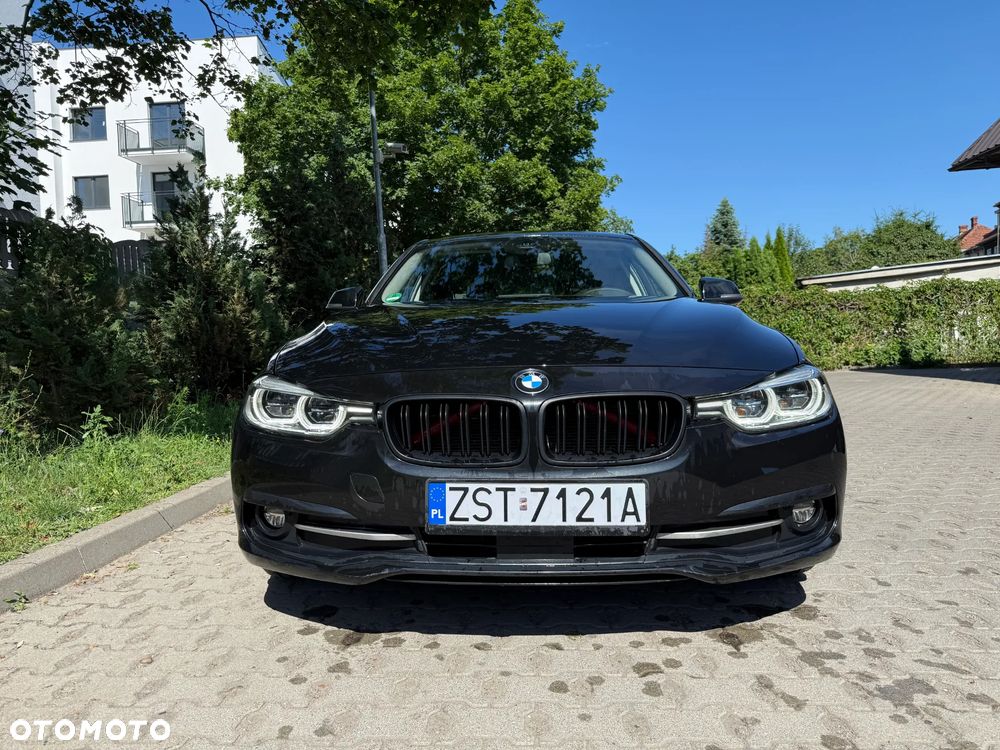 BMW Seria 3 320d Efficient Dynamics - 14