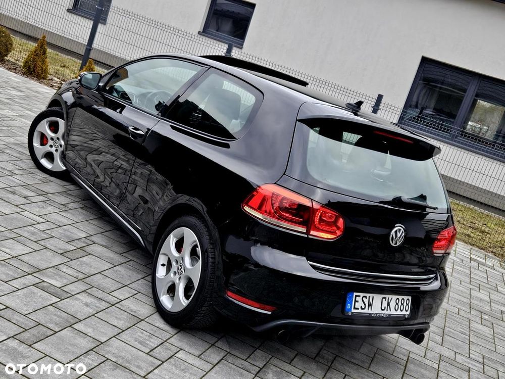 Volkswagen Golf 2.0 GTI - 8