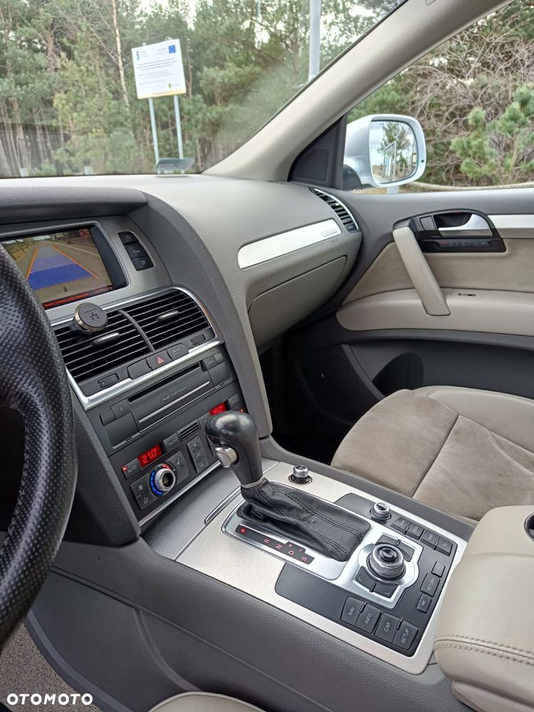 Audi Q7 - 9