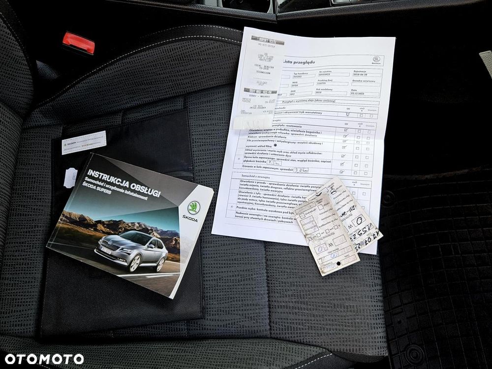 Skoda Superb 2.0 TDI Style - 26