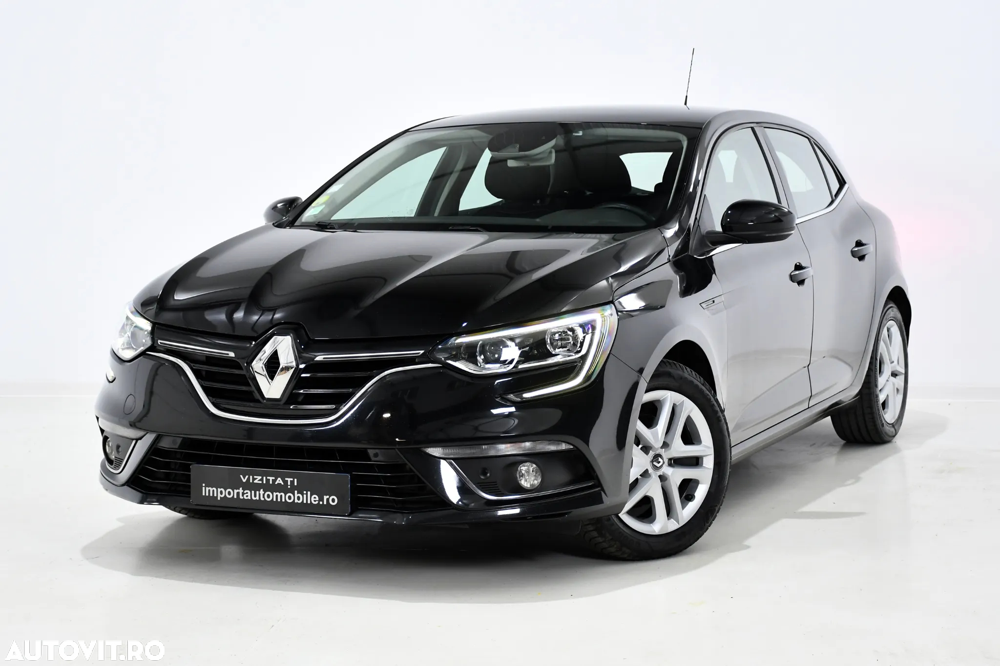 Renault Megane BLUE dCi Business - 11