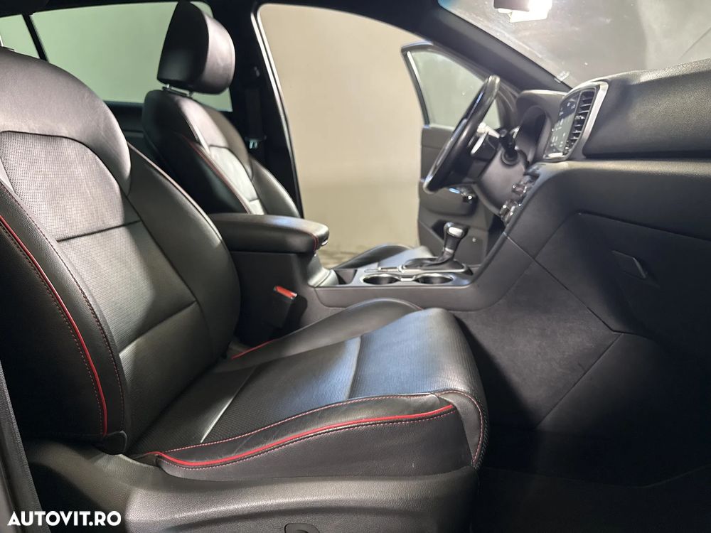 Kia Sportage - 12