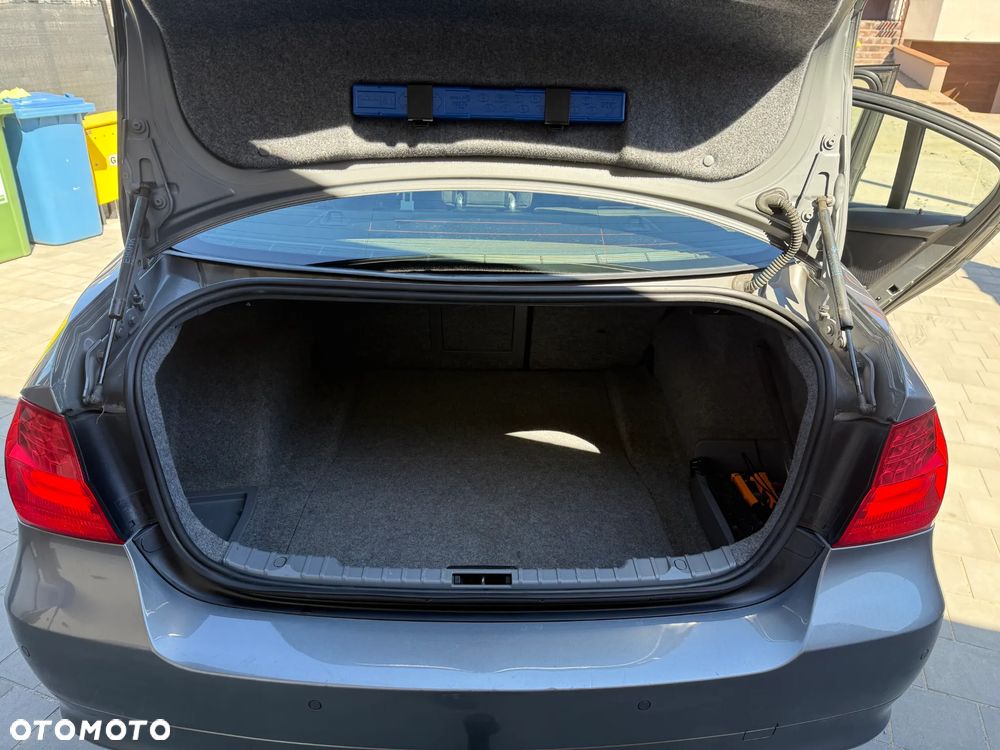 BMW Seria 3 - 13