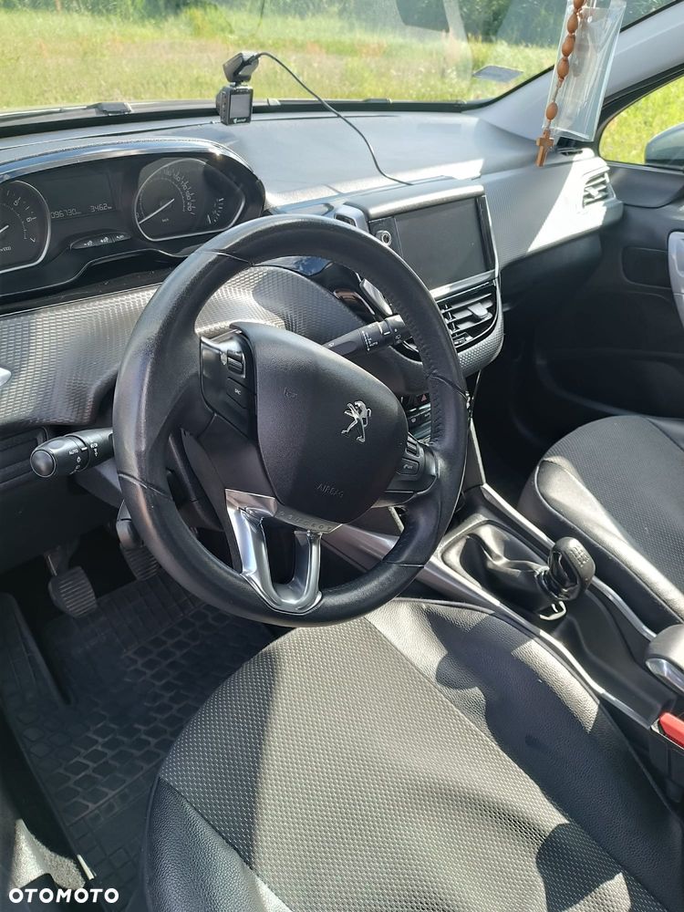Peugeot 2008 1.2 Pure Tech GPF Active - 2