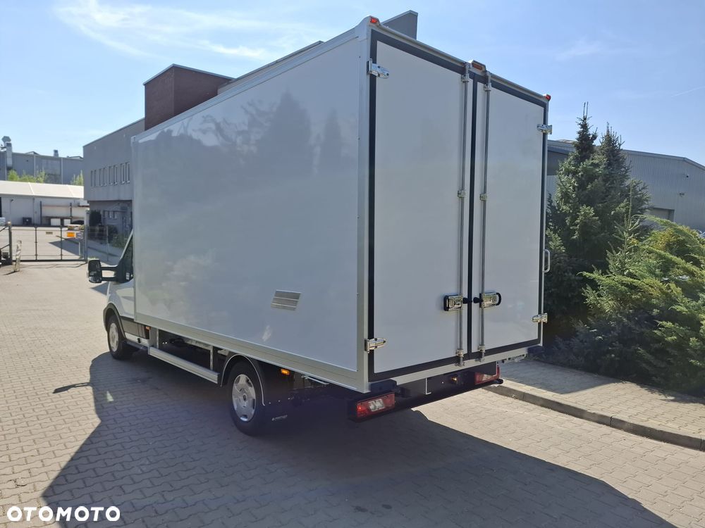 Ford Transit - 8