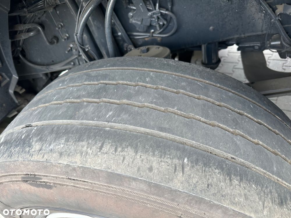 Volvo FH 540 8x4 Tridem duży dźwig 12ton żuraw do szamb kontenerów - 11