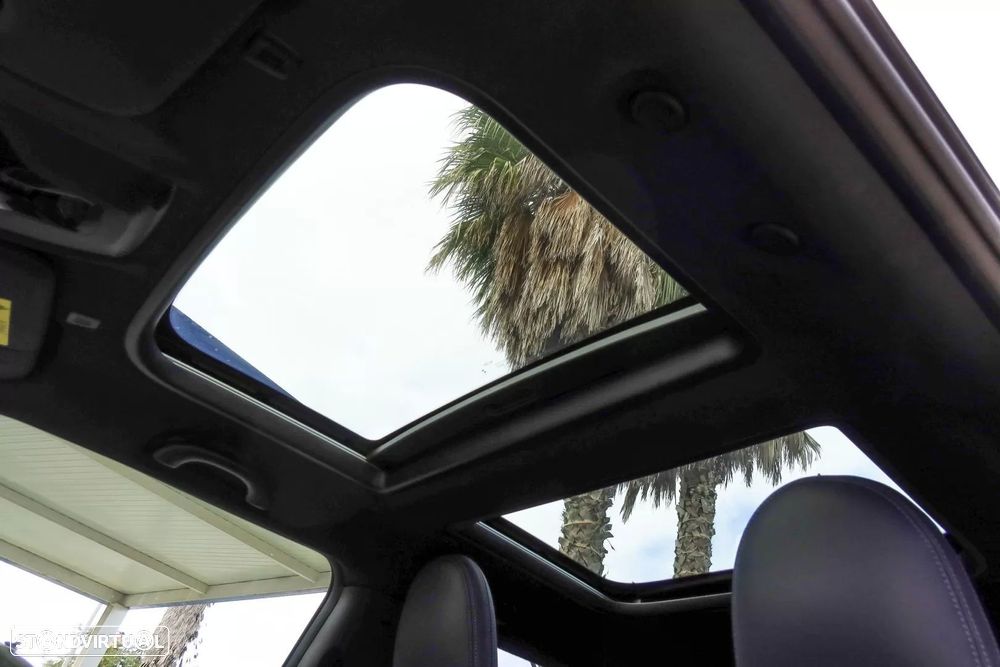 MINI 3 Portas Cooper C Favoured M - 10