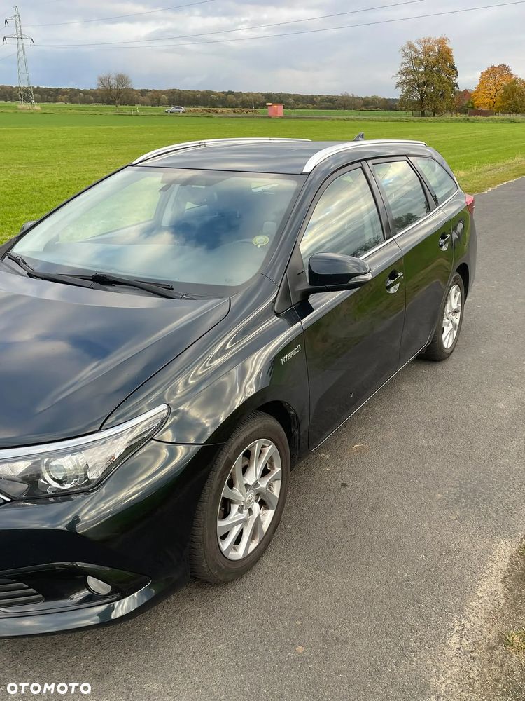 Toyota Auris 2016 photo 5