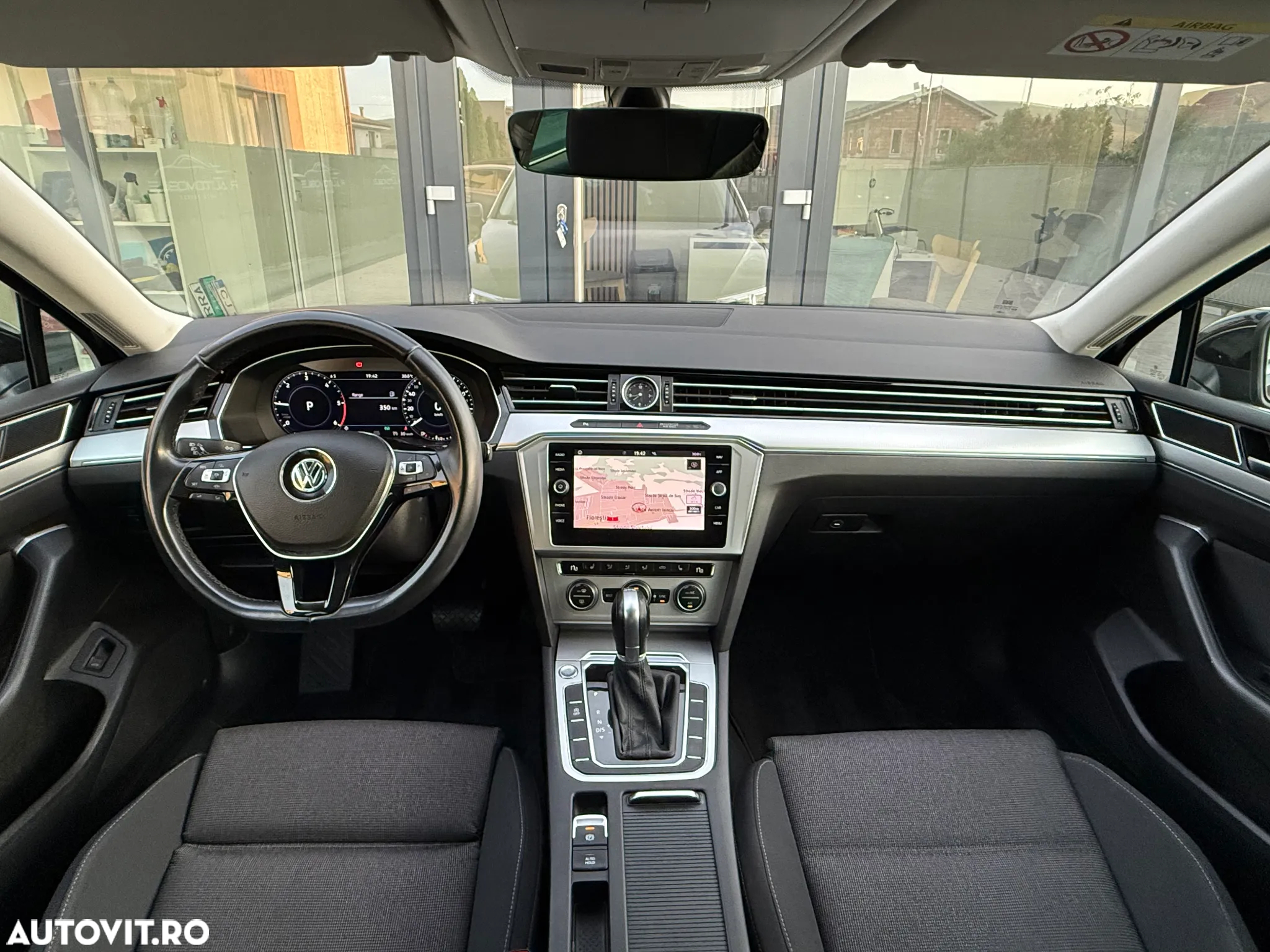 Volkswagen Passat Variant 2.0 TDI DSG Comfortline - 8