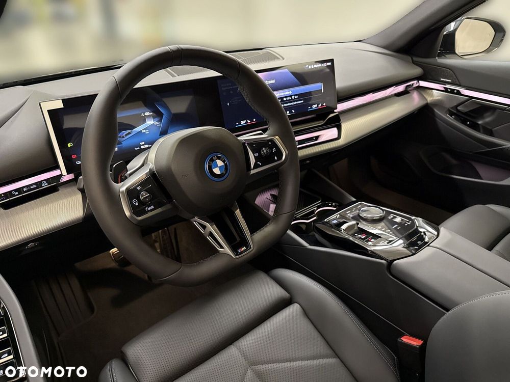 BMW Seria 5 - 11