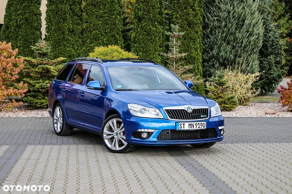 Skoda Octavia Combi 2.0 TDI CR DPF RS - 15